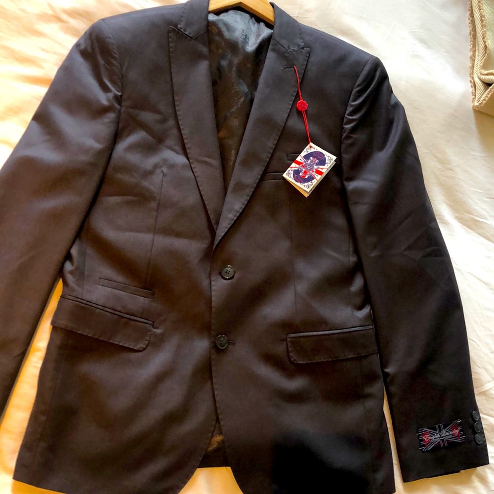 New with tags English Laundry suit jacket